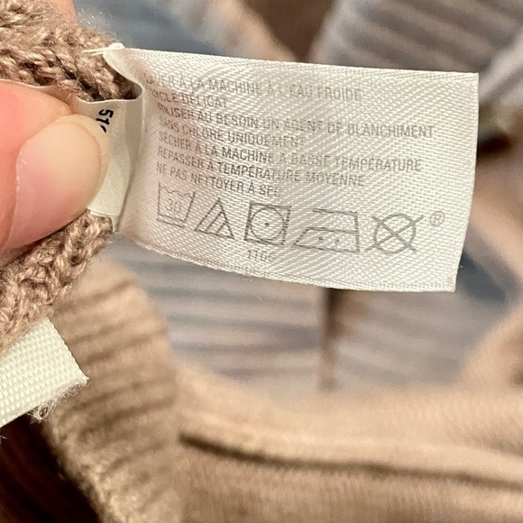 GAP Body women’s long hooded v-neck sweater toggle button SZ M tan beige - Picture 10 of 10